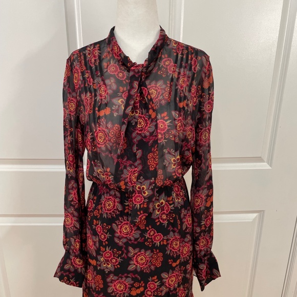Koralina Silk Long Sleeve Dress from PAIGE - Picture 3 of 10